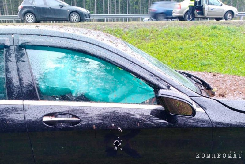 Обстрелянный автомобиль Шенгелии