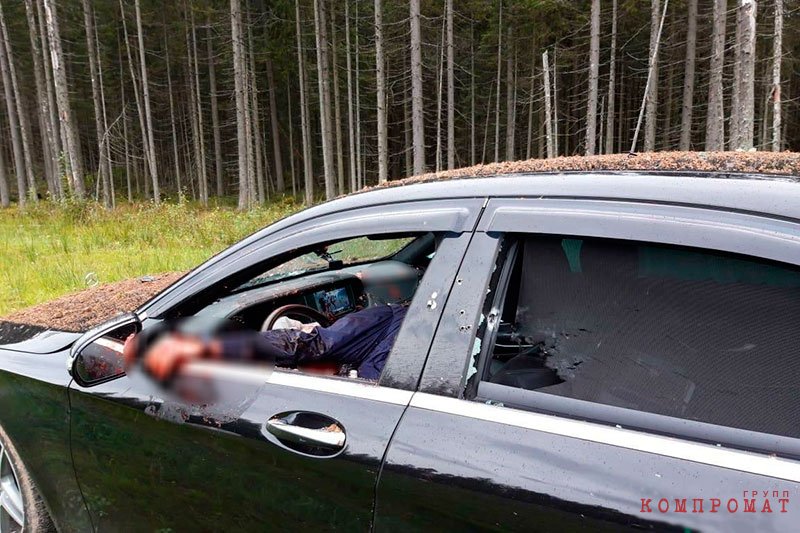 Обстрелянный автомобиль Шенгелии