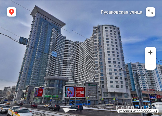 Гигантский ЖК "Дом в Сокольниках" не перепутаешь ни с каким другим зданием в Москве.