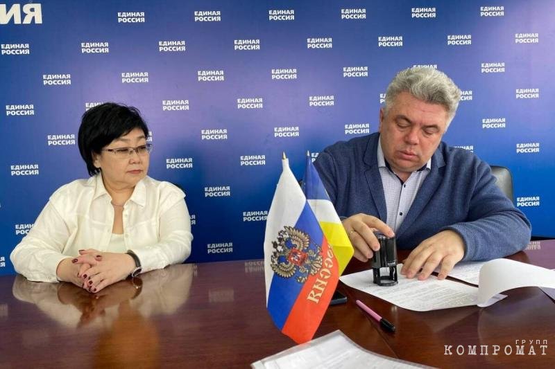 Долгор Норбоева подает документы на участие в предварительном голосовании